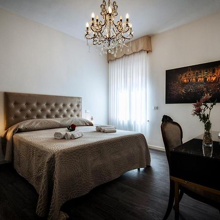 Hotel Sinfonia 23 Ravenna Esterno foto