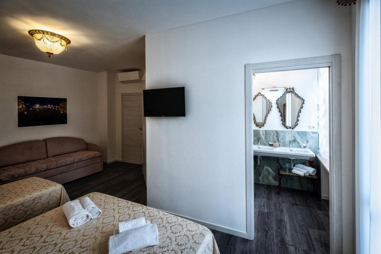 Hotel Sinfonia 23 Ravenna Esterno foto