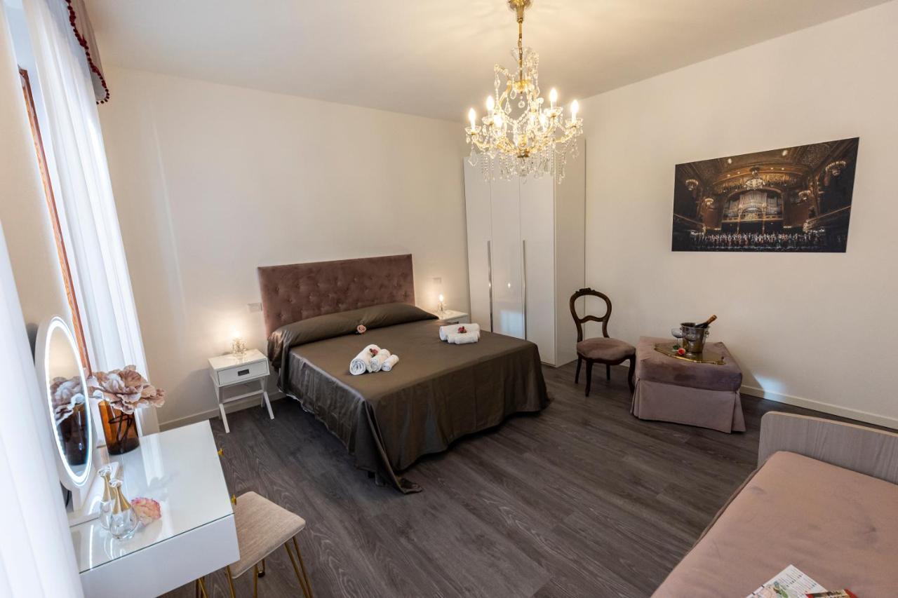 Hotel Sinfonia 23 Ravenna Esterno foto