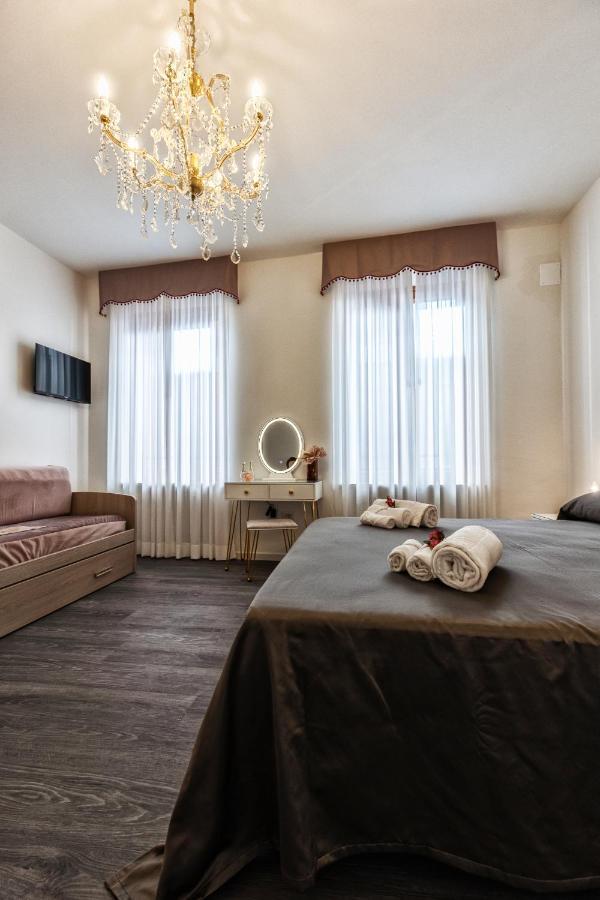 Hotel Sinfonia 23 Ravenna Esterno foto